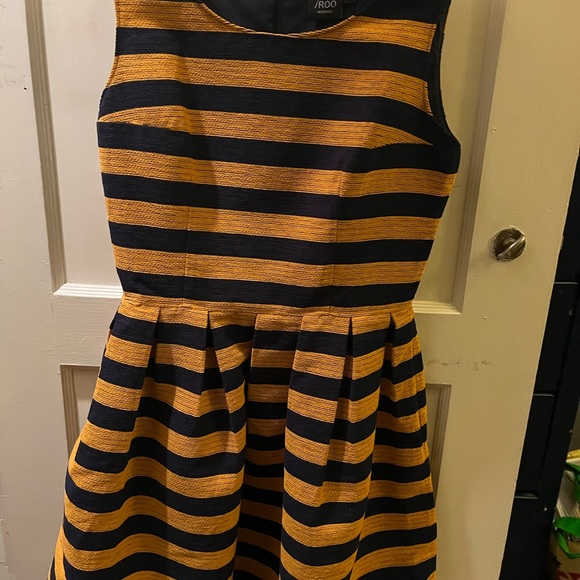 IRoo Moderato Navy and Mustard striped mini - Picture 2 of 4